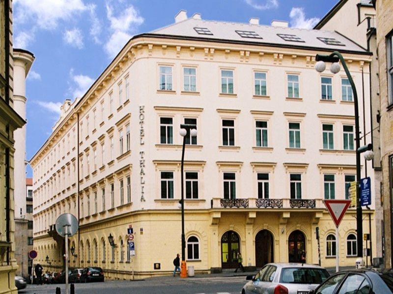Готель Eurostars Thalia 5*